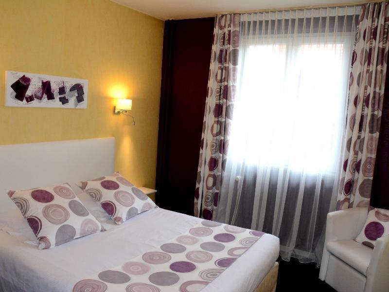 Logis Hotel Du Centre - Halte Ideale En Cyclotourisme Avec Garage A Velos Clos 莫尔塞姆 外观 照片