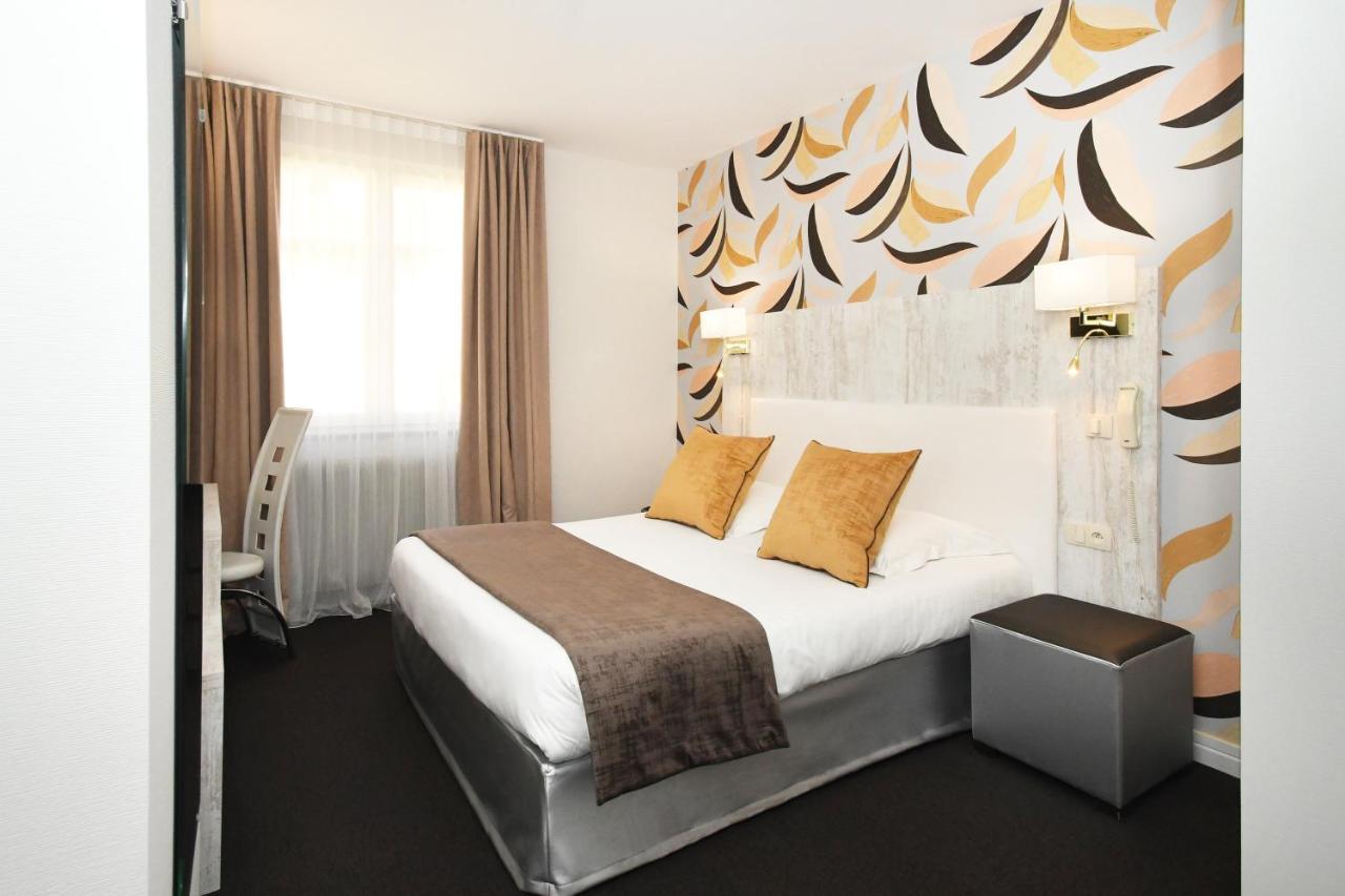 Logis Hotel Du Centre - Halte Ideale En Cyclotourisme Avec Garage A Velos Clos 莫尔塞姆 外观 照片