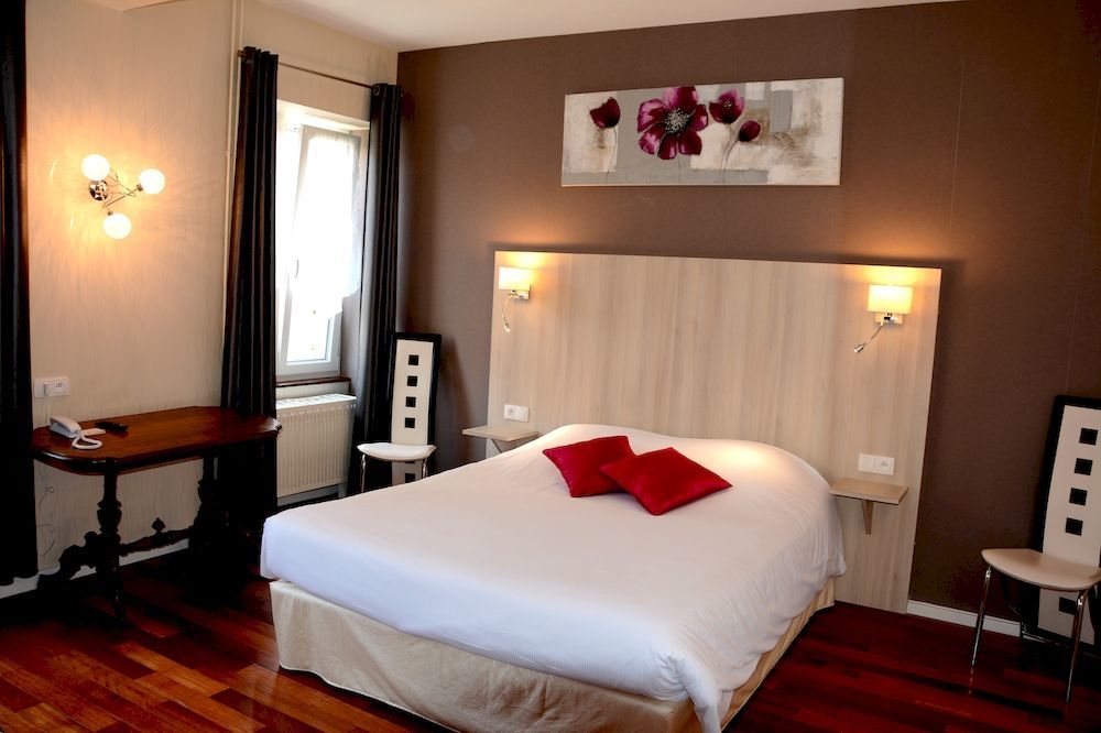 Logis Hotel Du Centre - Halte Ideale En Cyclotourisme Avec Garage A Velos Clos 莫尔塞姆 外观 照片